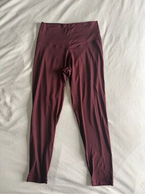 NWOT aerie Offline High-Rise Leggings in Deep Wine
